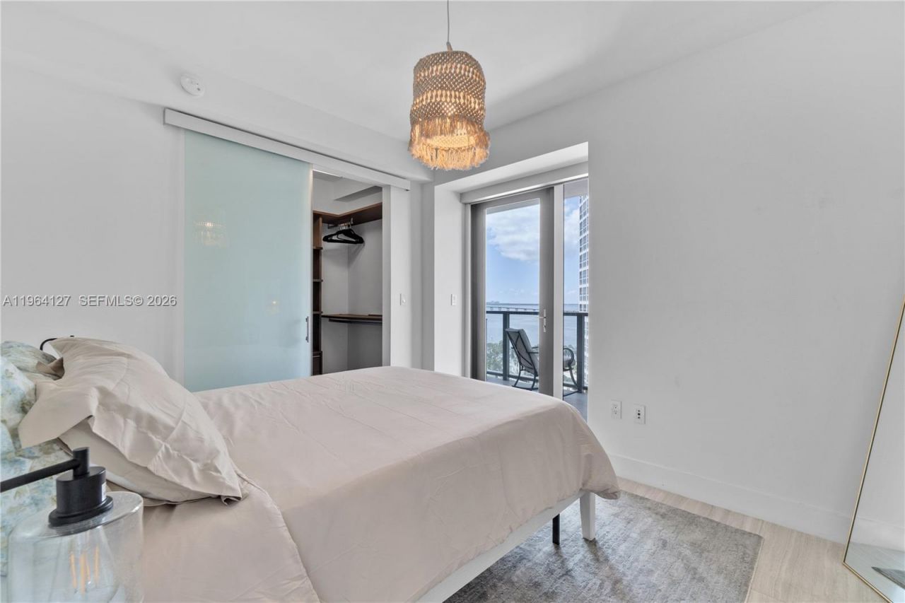 1451 Brickell Ave , Unit 1004, Miami, FL 33131 Photo