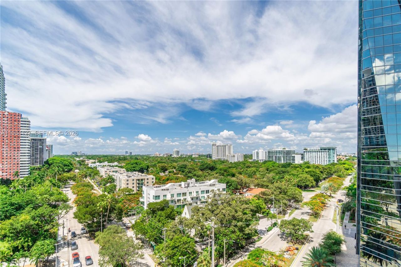 1451 Brickell Ave , Unit 1004, Miami, FL 33131 Photo