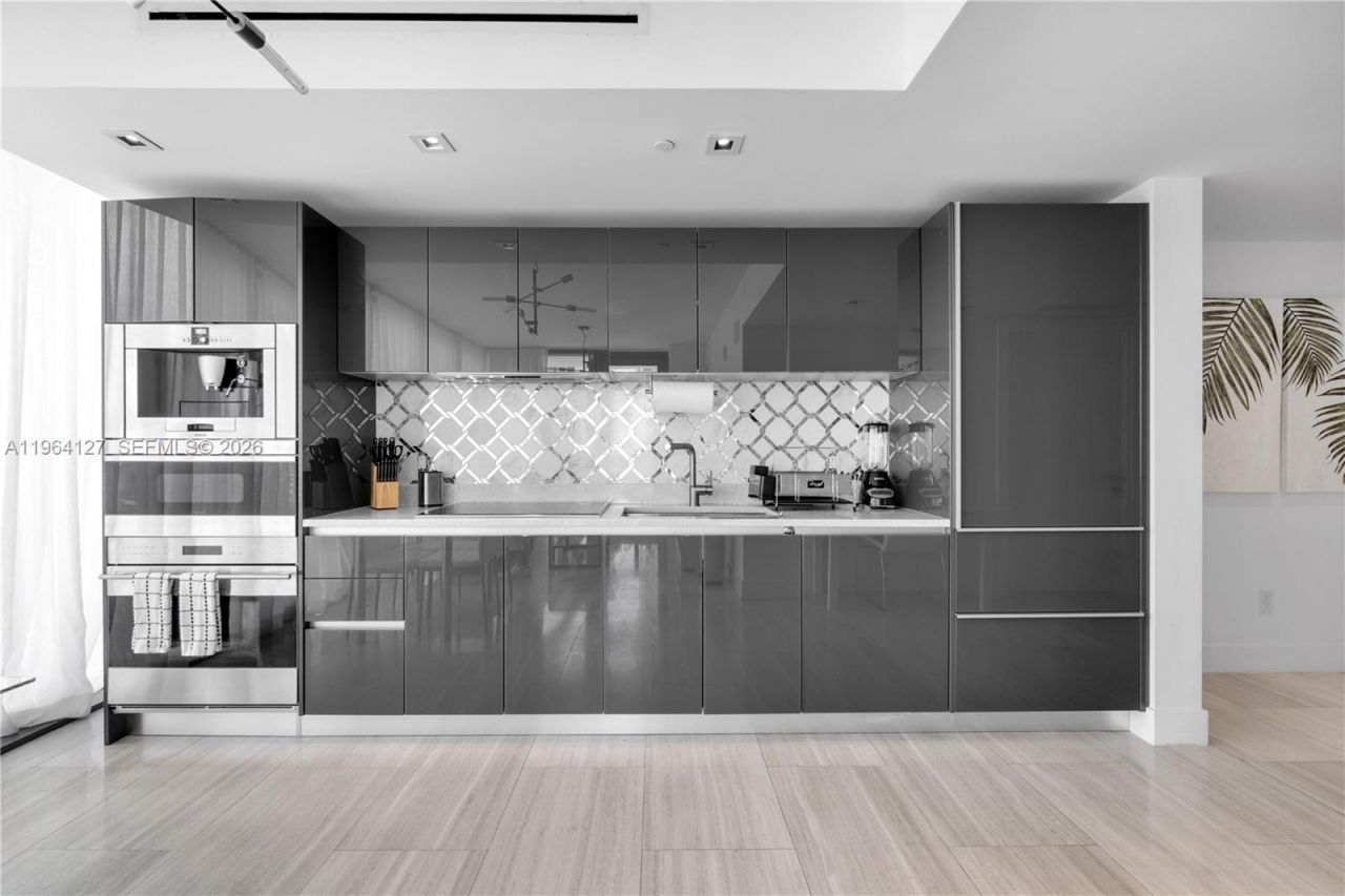 1451 Brickell Ave , Unit 1004, Miami, FL 33131 Photo