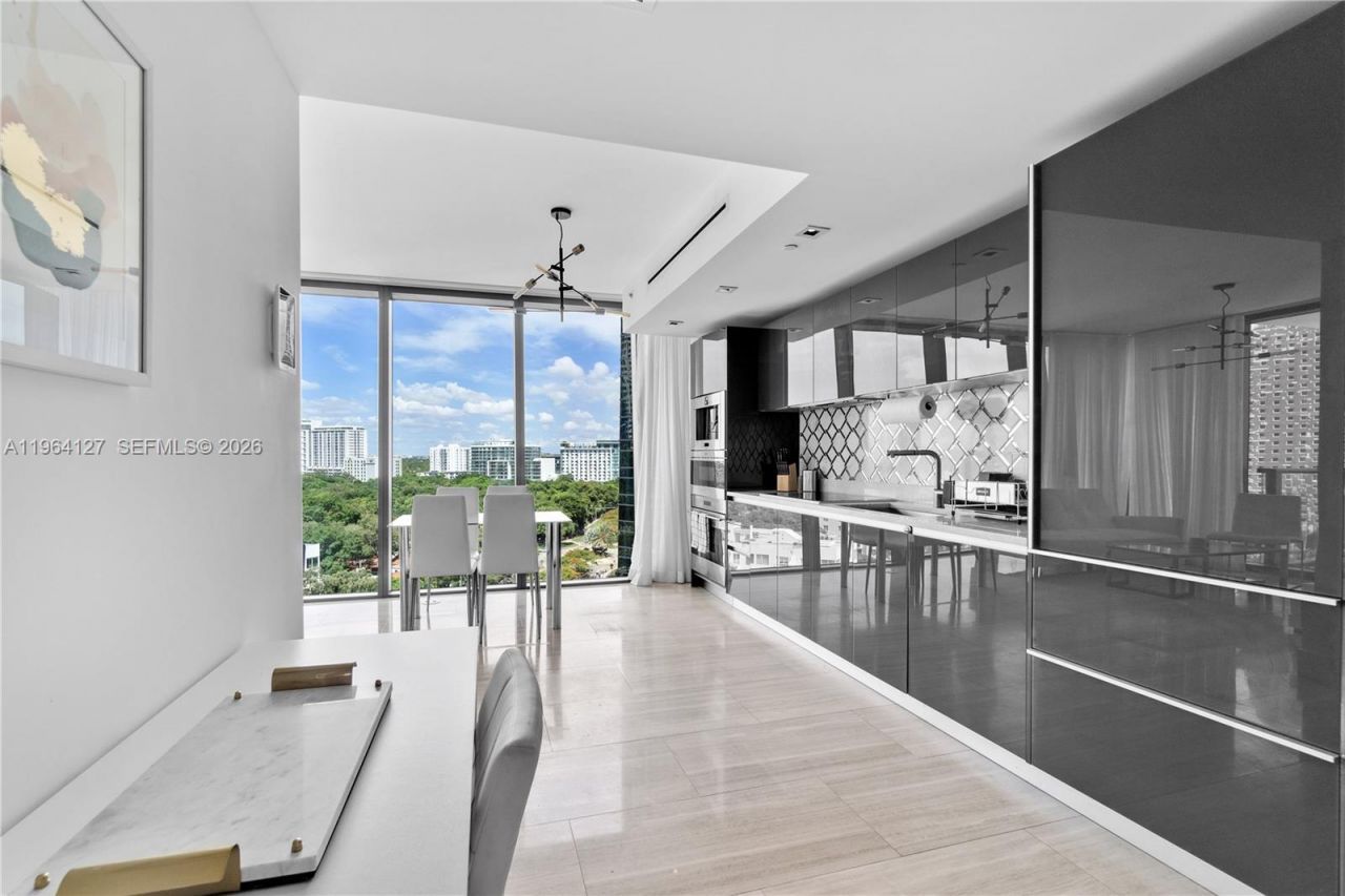 1451 Brickell Ave , Unit 1004, Miami, FL 33131 Photo