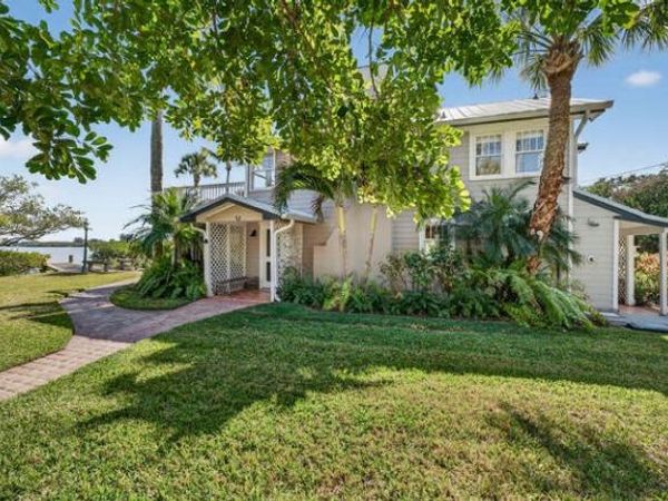 1935 Quay Dock Road, Vero Beach, FL 32967