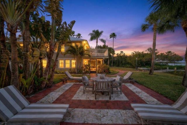 1935 Quay Dock Road, Vero Beach, FL 32967 Photo