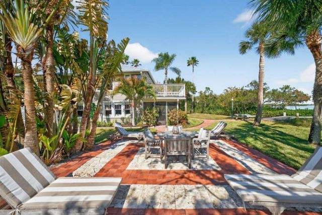 1935 Quay Dock Road, Vero Beach, FL 32967 Photo