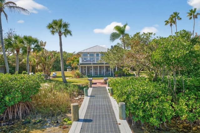1935 Quay Dock Road, Vero Beach, FL 32967 Photo