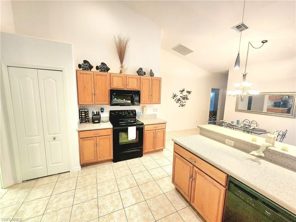 2863 SW 24th Ave, Cape Coral, FL 33914 Photo
