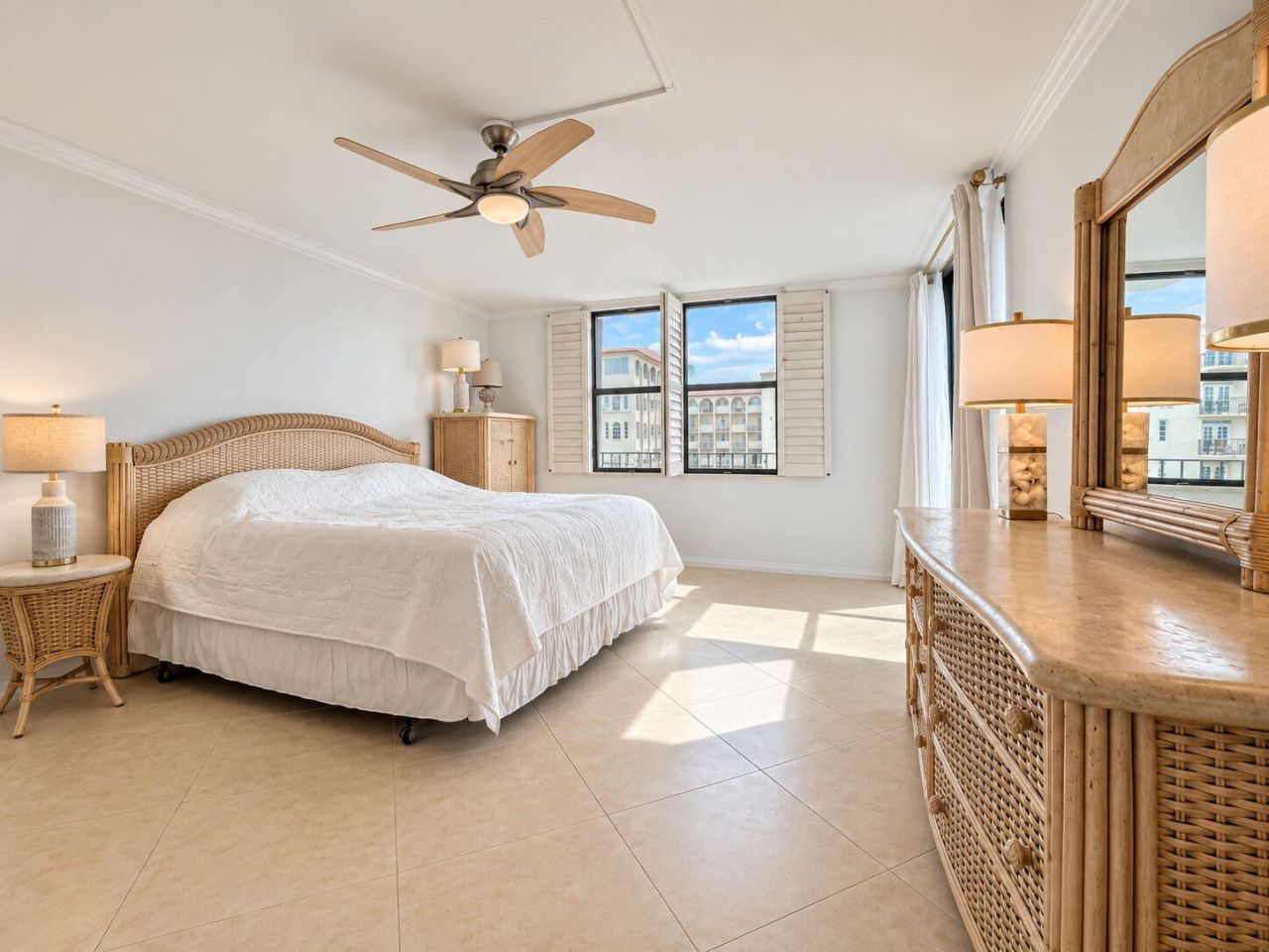 3460 S Ocean Boulevard, Unit 608, Palm Beach, FL 33480 Photo