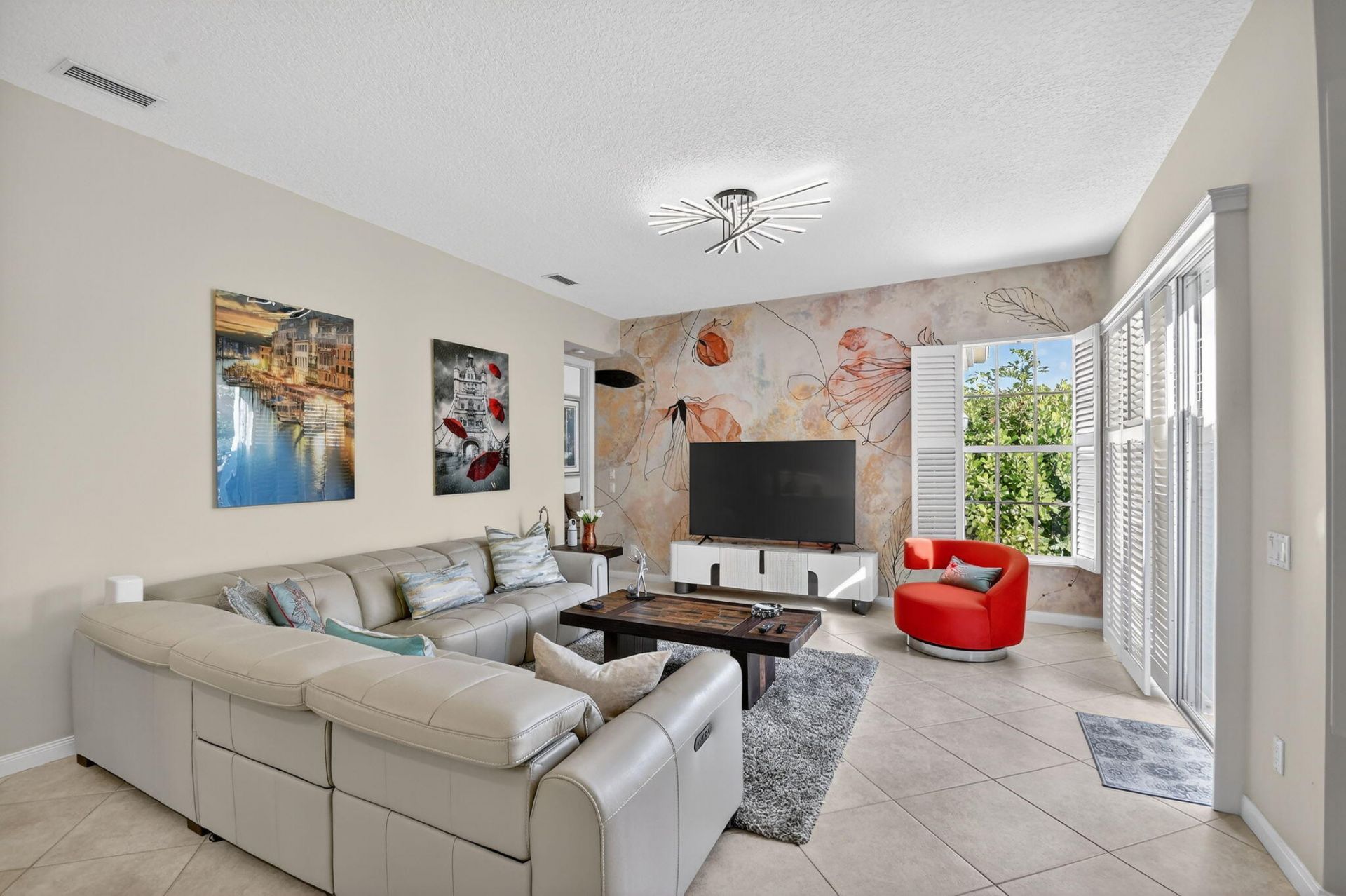 7139 Crystal Lake Drive, West Palm Beach, FL 33411 Photo