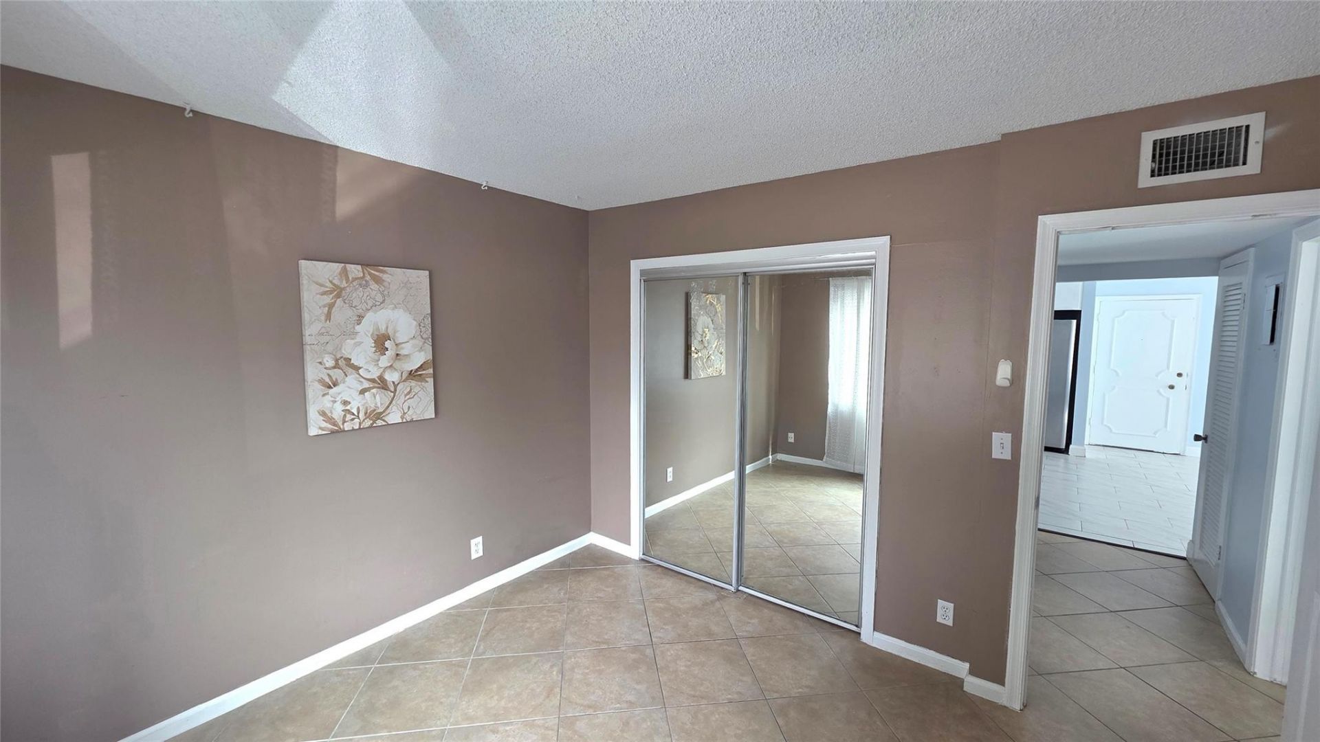 5720 NE 22nd Way, Unit 401, Fort Lauderdale, FL 33308 Photo