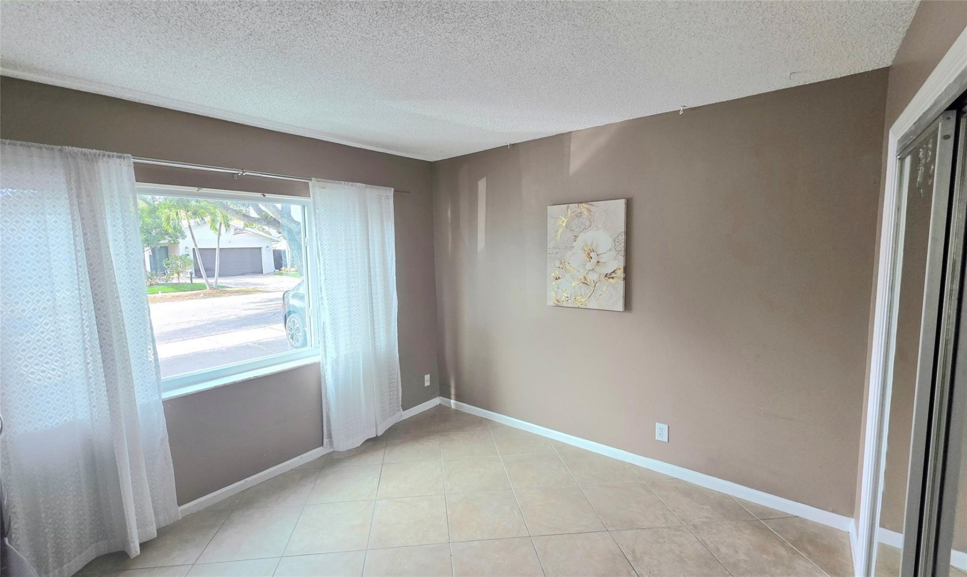 5720 NE 22nd Way, Unit 401, Fort Lauderdale, FL 33308 Photo