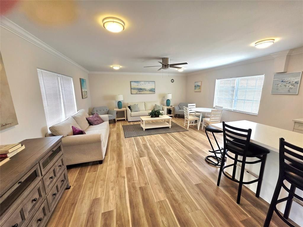 5720 NE 22nd Way, Unit 401, Fort Lauderdale, FL 33308 Photo