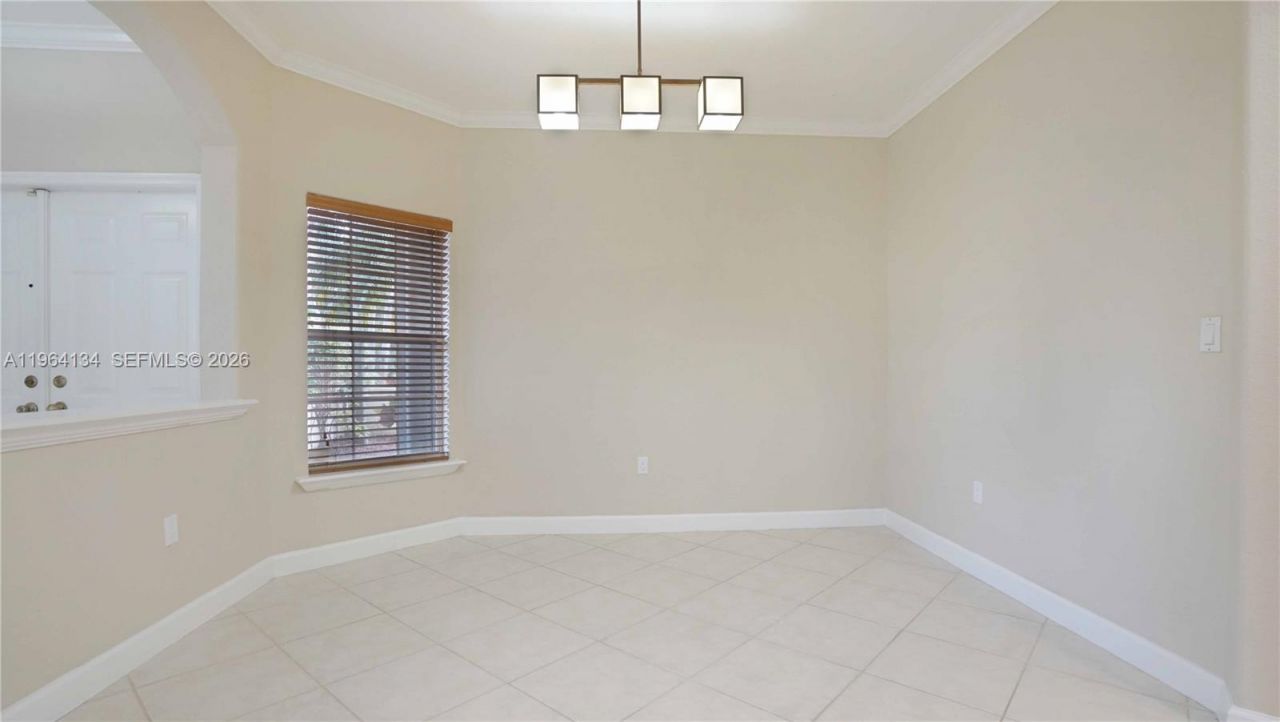 5486 NW 112th Path, Unit 5486, Doral, FL 33178 Photo