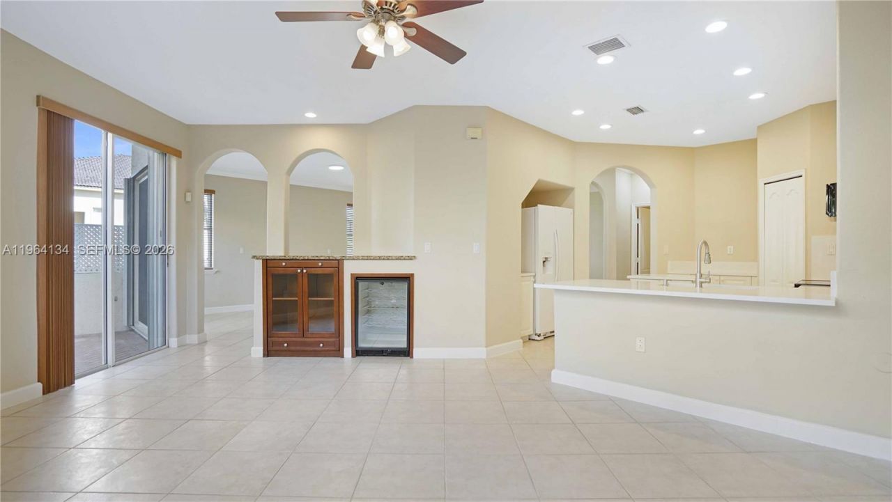 5486 NW 112th Path, Unit 5486, Doral, FL 33178 Photo