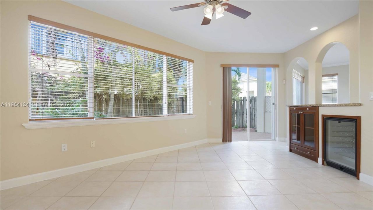 5486 NW 112th Path, Unit 5486, Doral, FL 33178 Photo