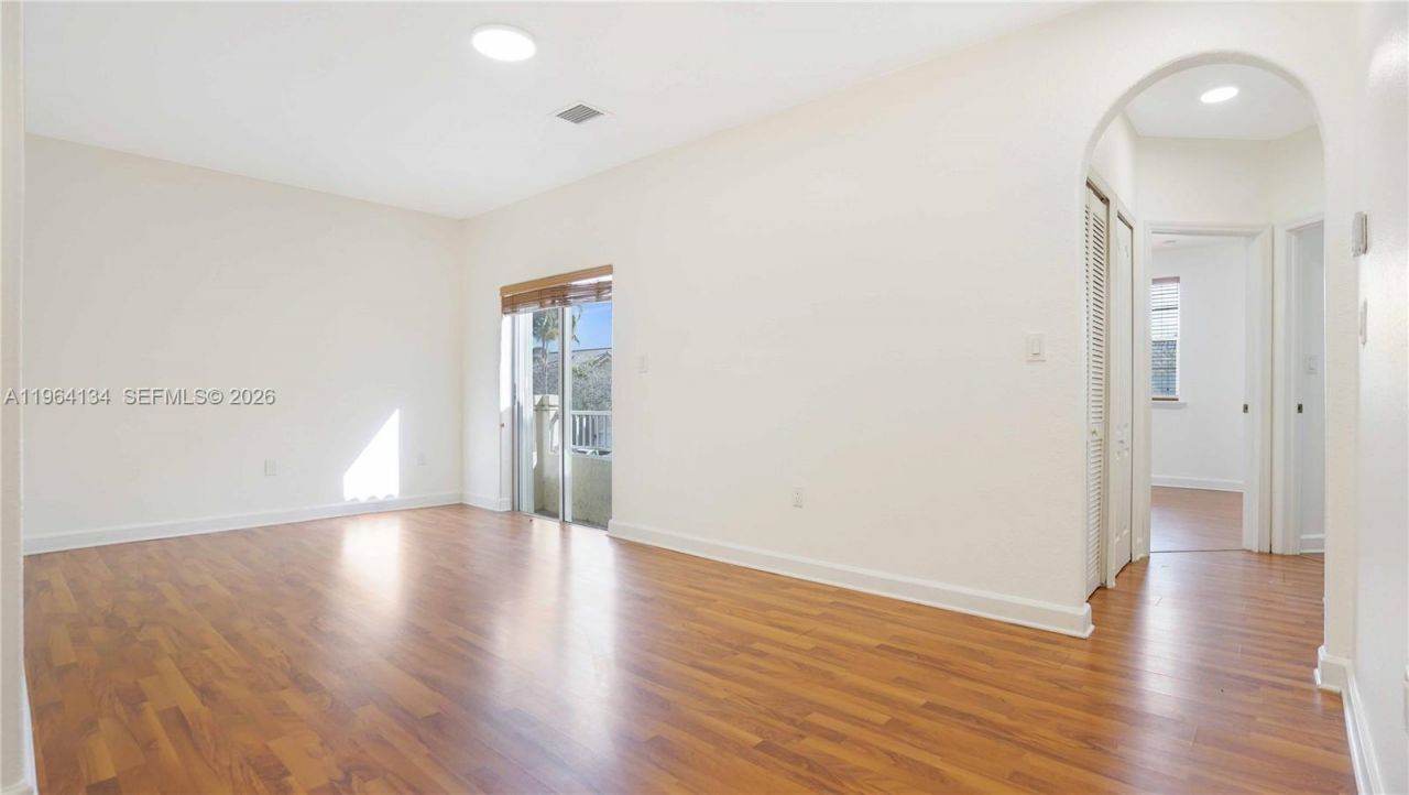 5486 NW 112th Path, Unit 5486, Doral, FL 33178 Photo