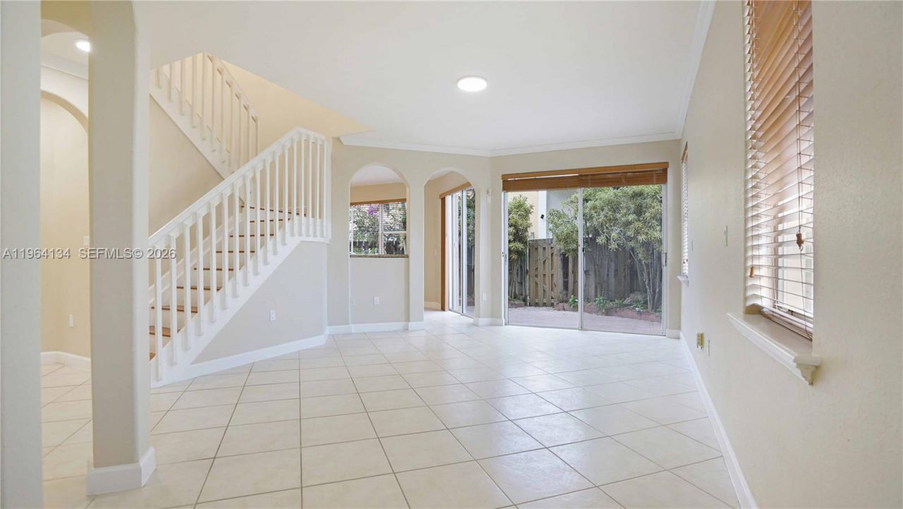 5486 NW 112th Path, Unit 5486, Doral, FL 33178 Photo