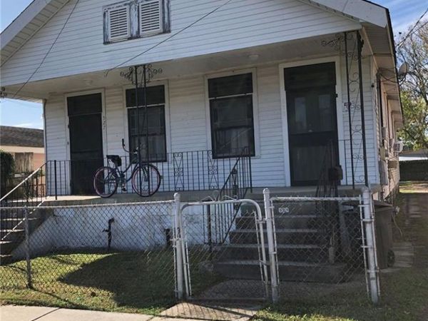 525-527 MONROE Street, Gretna, LA 70053