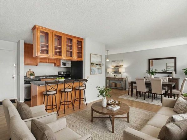 4110 Rahn Road, Unit 201, Eagan, MN 55122