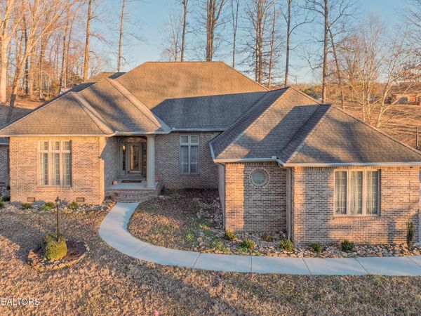 121 Brandon Drive, Lenoir City, TN 37772