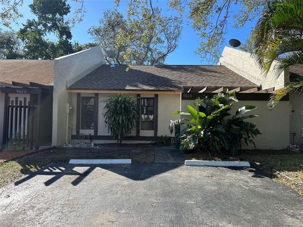 9618 NW 16th Court, Pembroke Pines, FL 33024