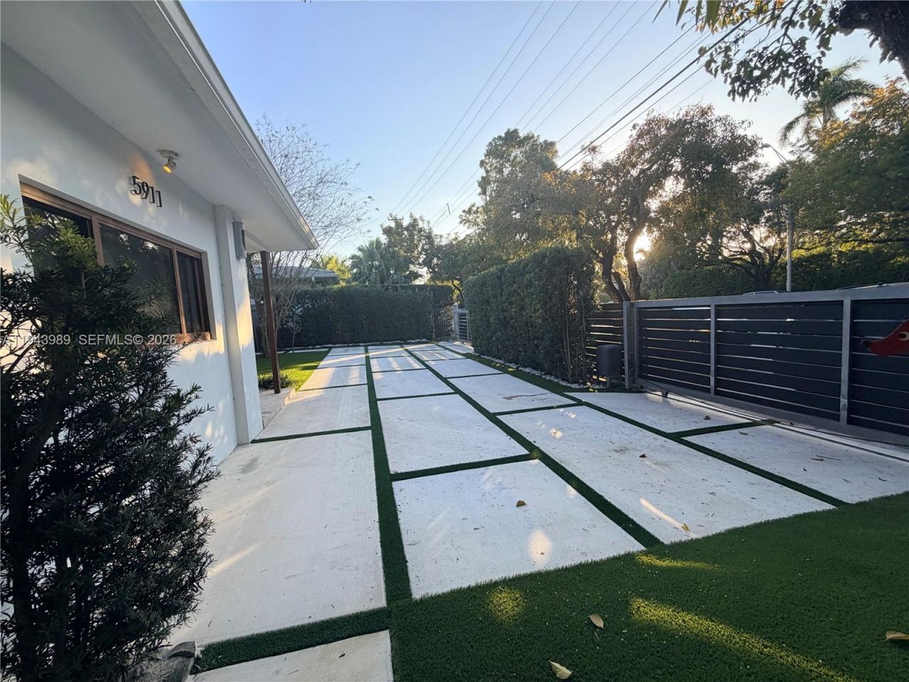 5911 Alton Rd, Miami Beach, FL 33140 Photo