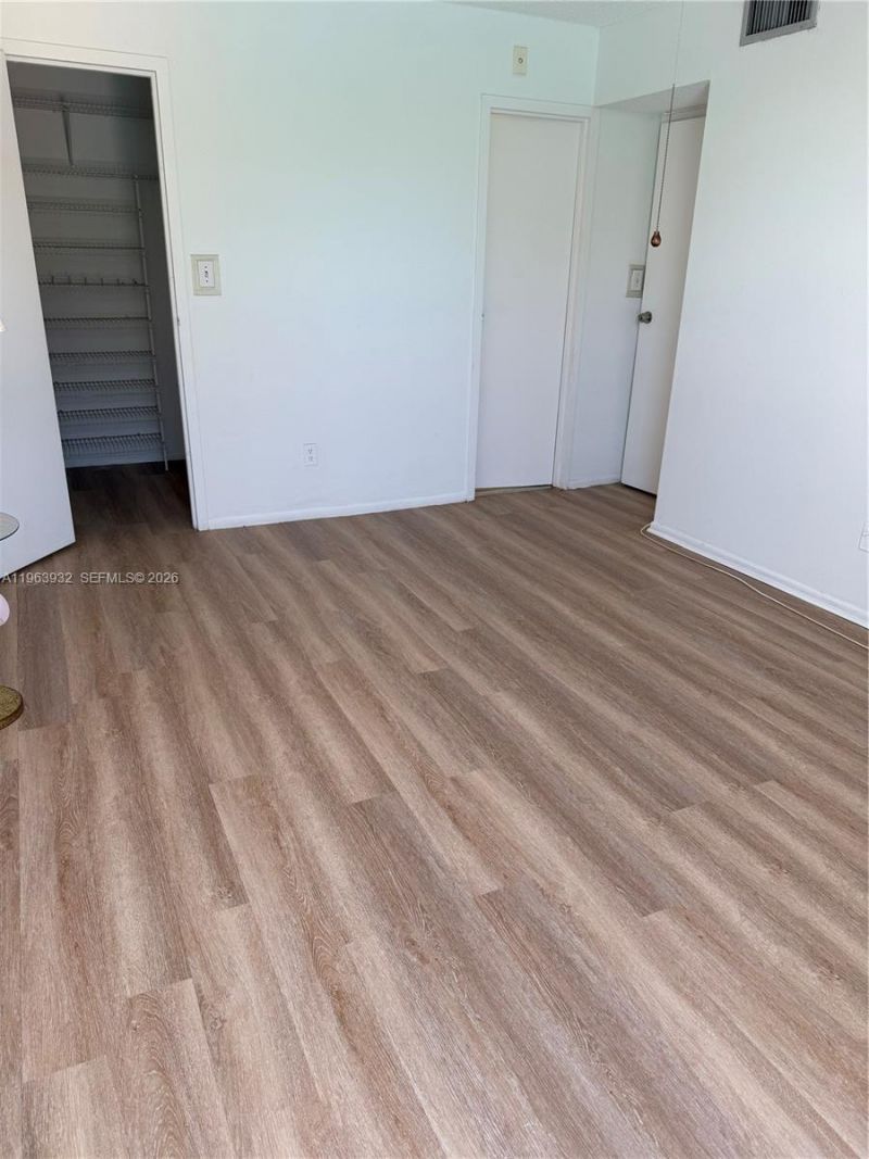 200 172nd St, Unit 222, Sunny Isles Beach, FL 33160 Photo