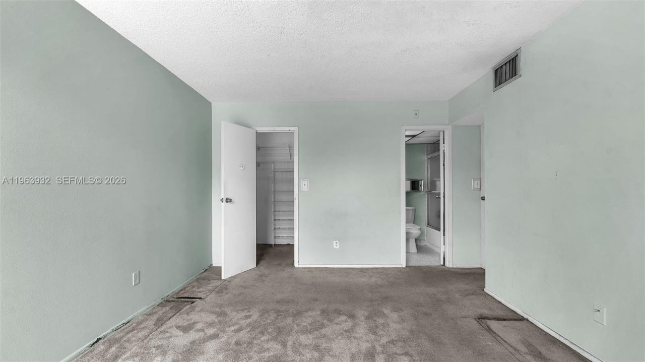 200 172nd St, Unit 222, Sunny Isles Beach, FL 33160 Photo