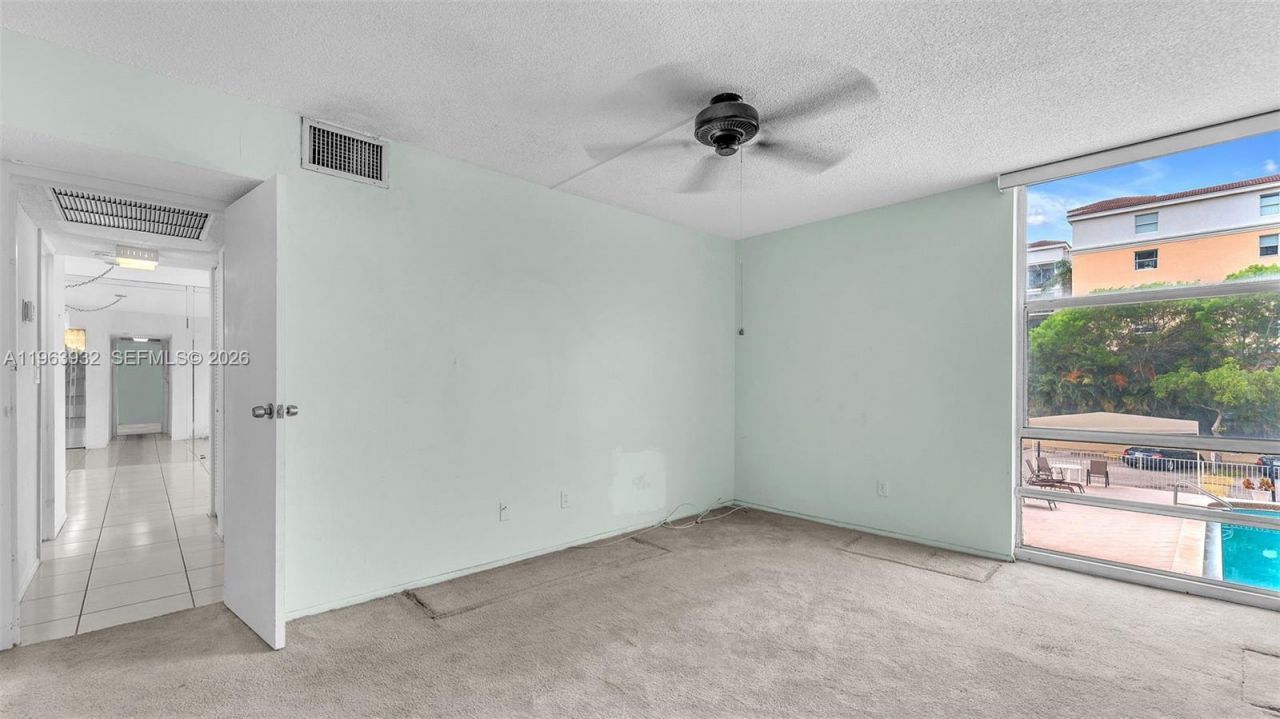 200 172nd St, Unit 222, Sunny Isles Beach, FL 33160 Photo