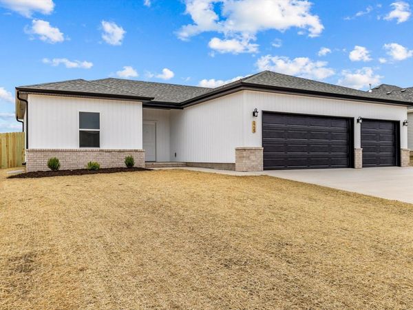 1714 Cash Dr Drive , Mt Vernon, MO 65712