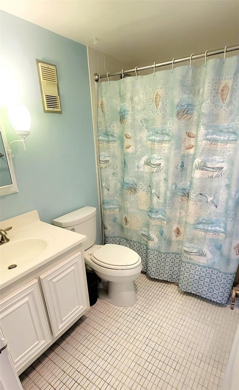 1009 N Ocean Boulevard, Unit 411, Pompano Beach, FL 33062 Photo