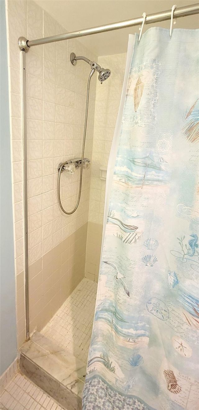 1009 N Ocean Boulevard, Unit 411, Pompano Beach, FL 33062 Photo