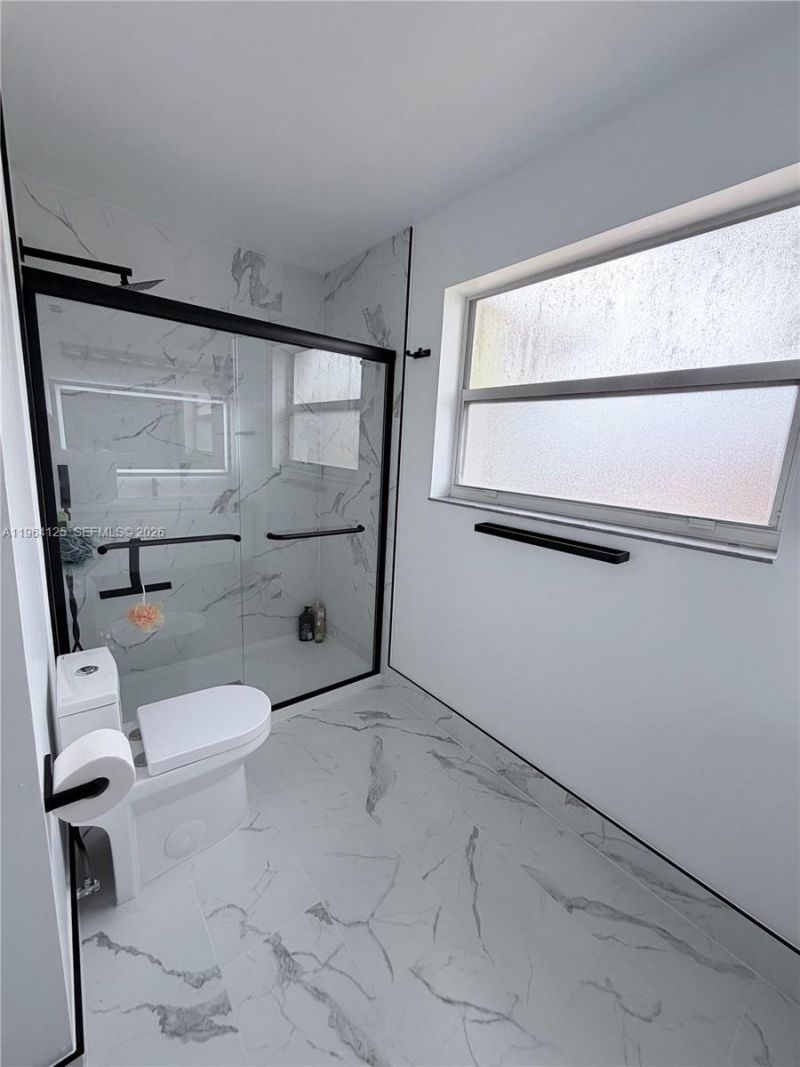 15102 NW 7th Ct, Pembroke Pines, FL 33028 Photo