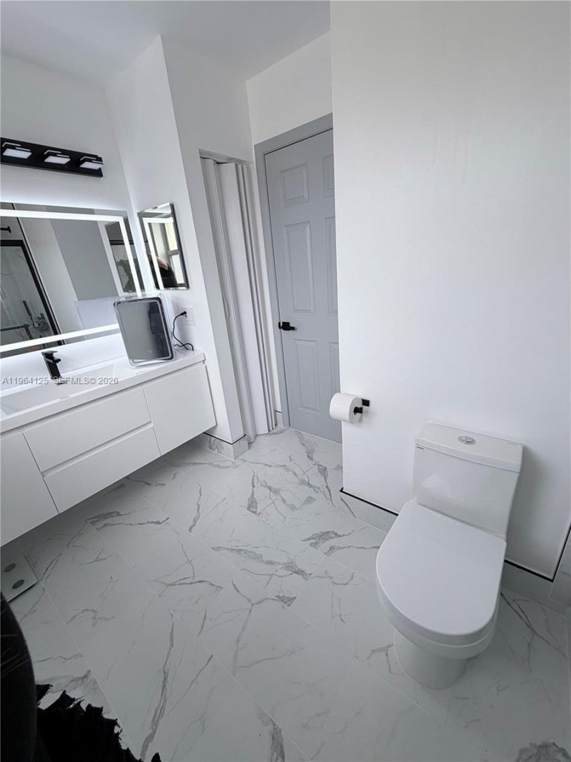 15102 NW 7th Ct, Pembroke Pines, FL 33028 Photo