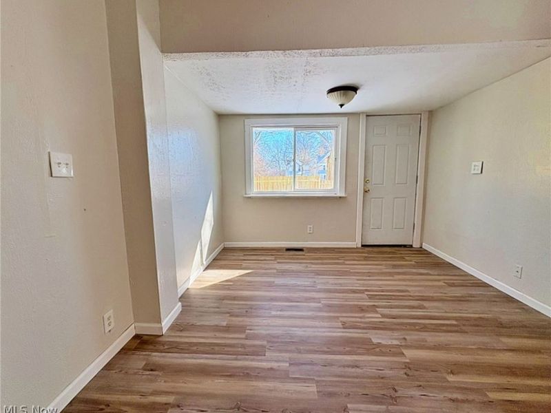 127 Cascade Street, Elyria, OH 44035 Photo 10