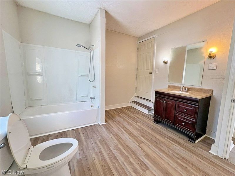 127 Cascade Street, Elyria, OH 44035 Photo 18