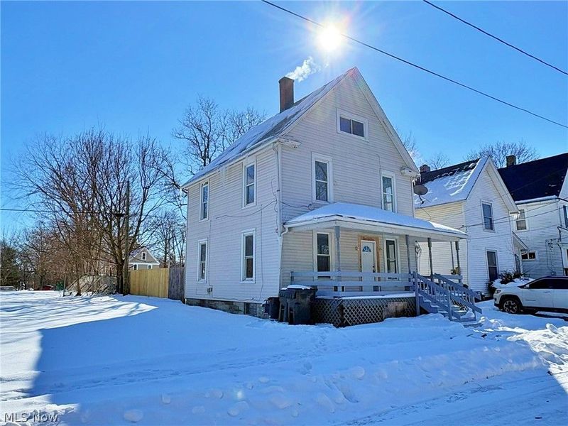 127 Cascade Street, Elyria, OH 44035 Photo 2