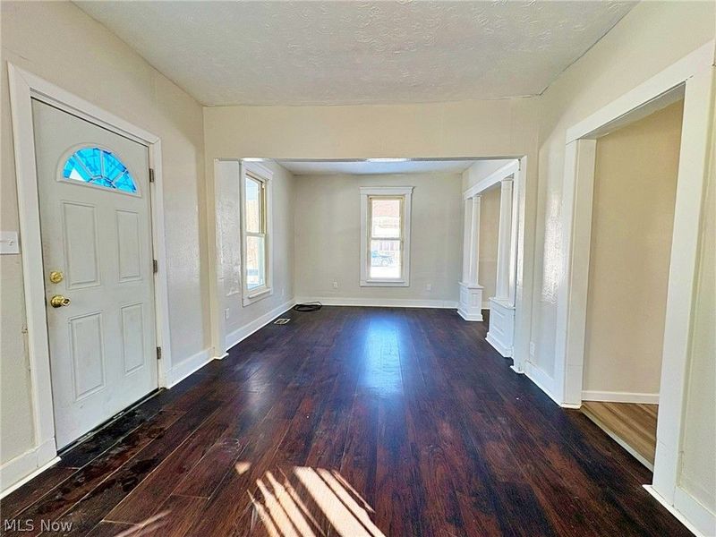 127 Cascade Street, Elyria, OH 44035 Photo 4