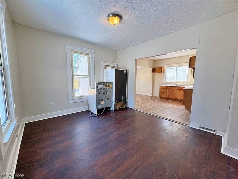 127 Cascade Street, Elyria, OH 44035 Photo 8