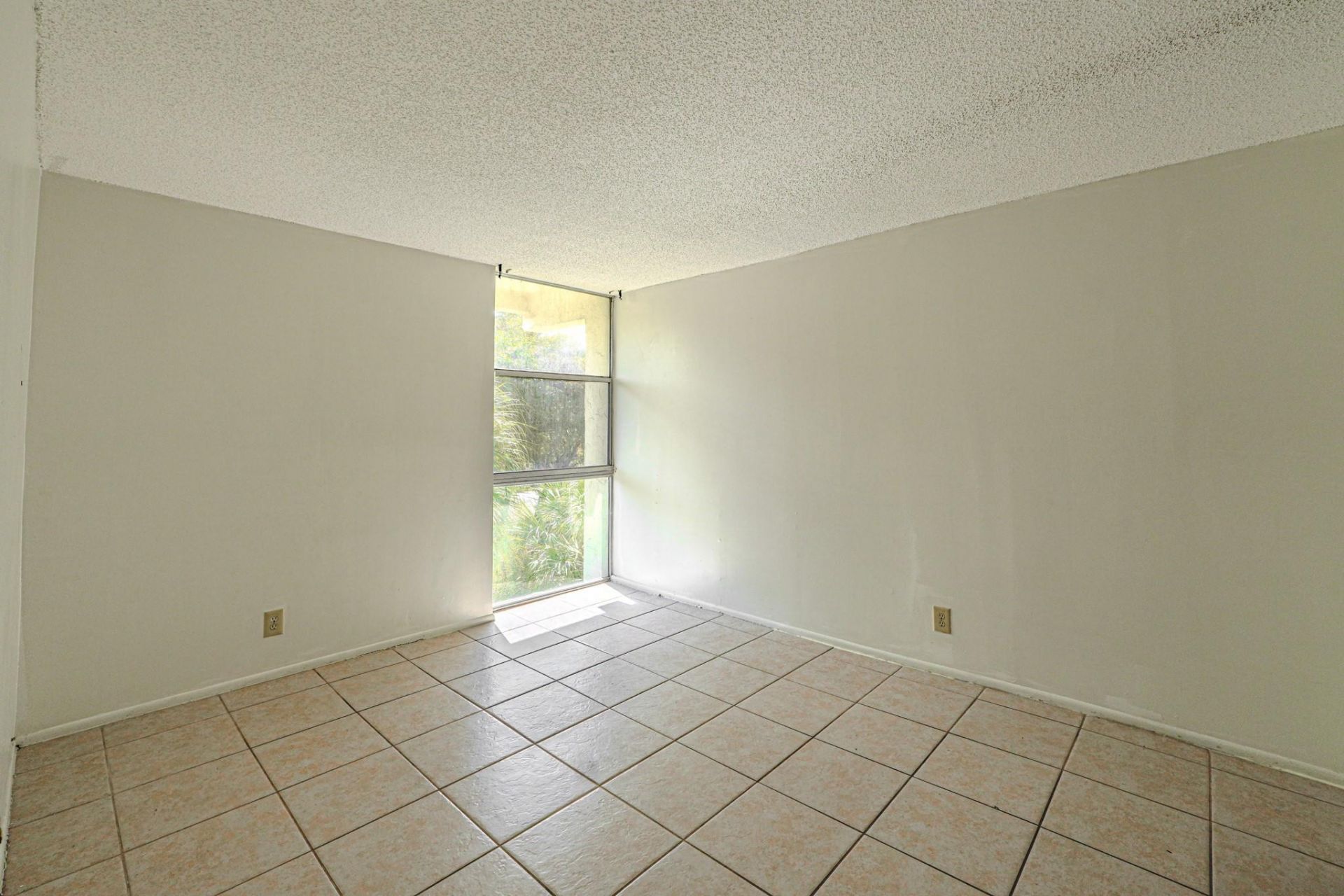 2017 NW 46th Avenue, Unit 310A, Fort Lauderdale, FL 33313 Photo