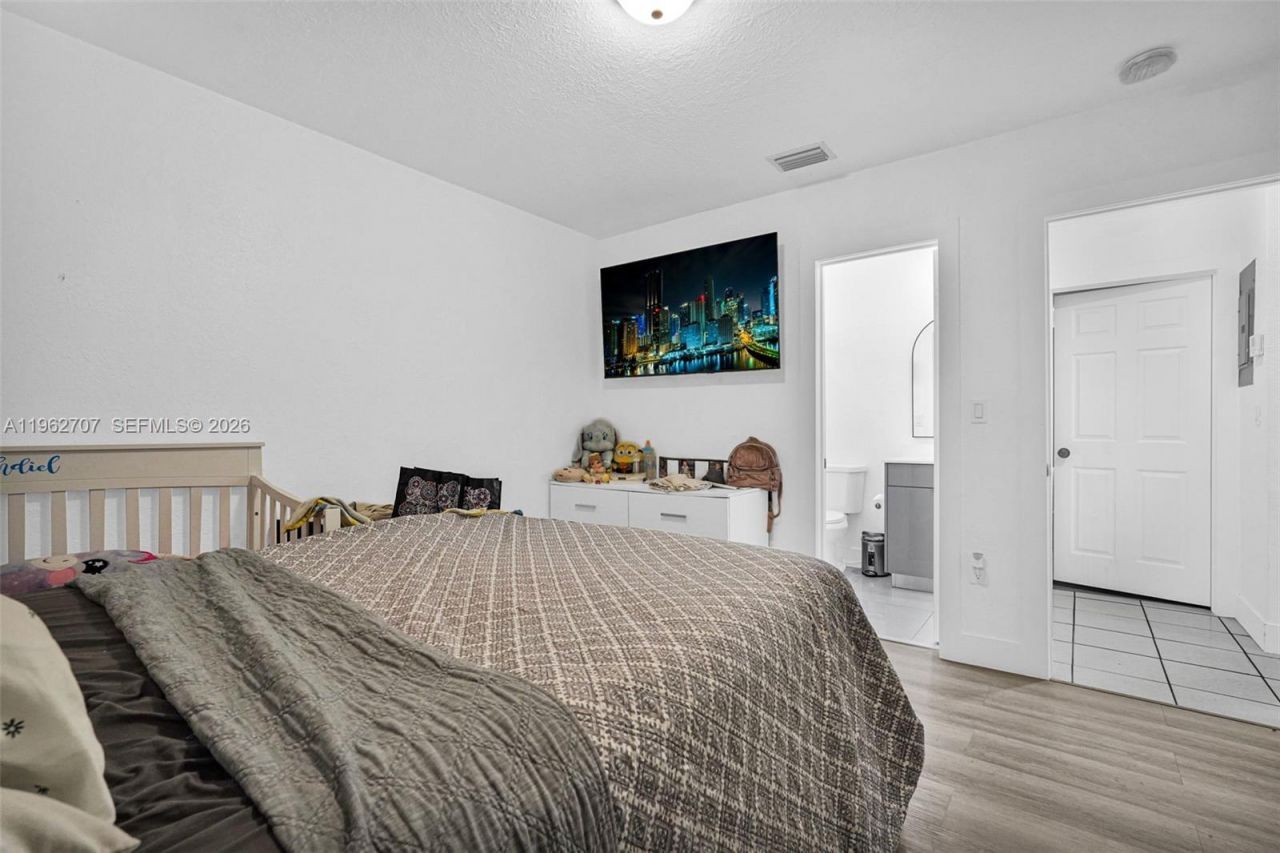 3280 NW 213th Ter , Miami Gardens, FL 33056 Photo