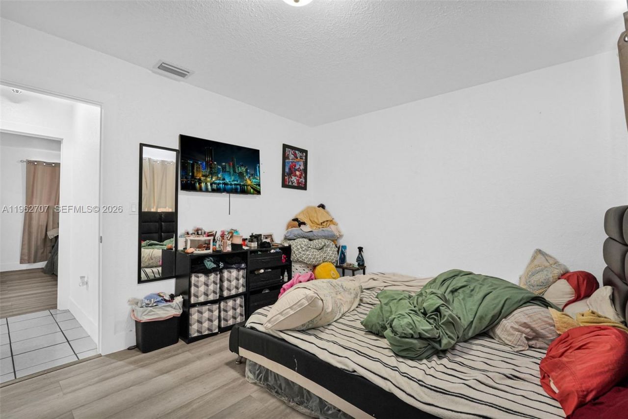 3280 NW 213th Ter , Miami Gardens, FL 33056 Photo