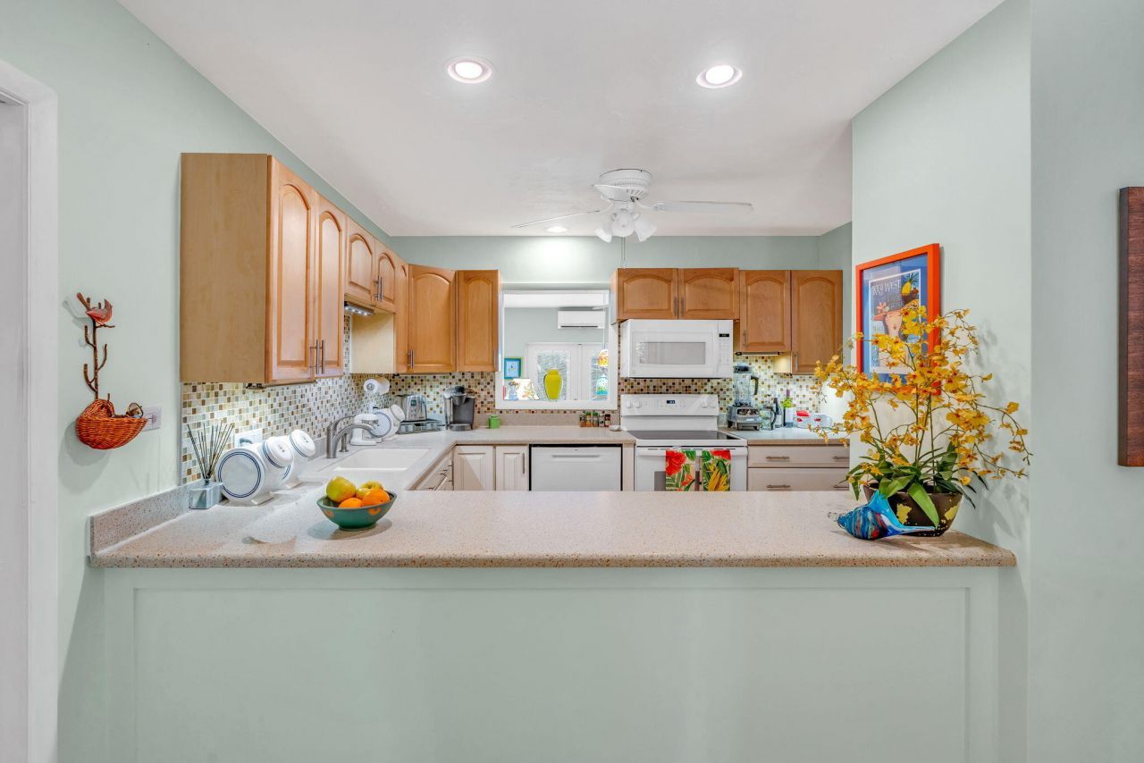 30374 Oleander Boulevard, Big Pine Key, FL 33043 Photo