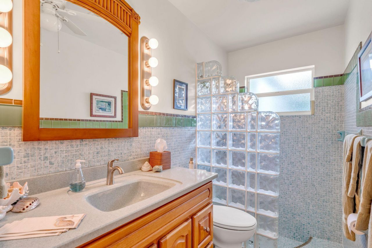 30374 Oleander Boulevard, Big Pine Key, FL 33043 Photo