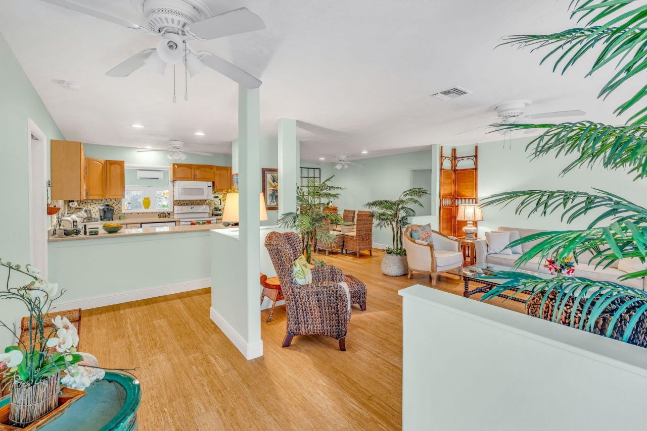 30374 Oleander Boulevard, Big Pine Key, FL 33043 Photo