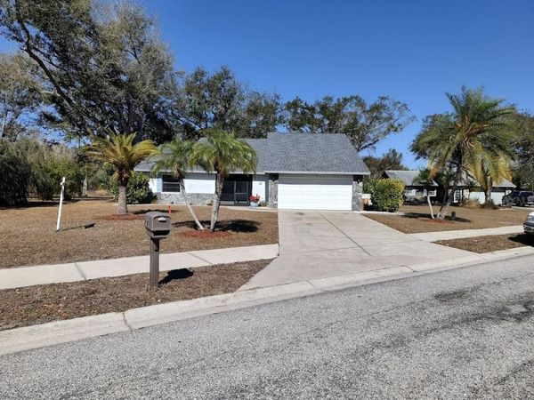 118 WOODINGHAM DRIVE, VENICE, FL 34292