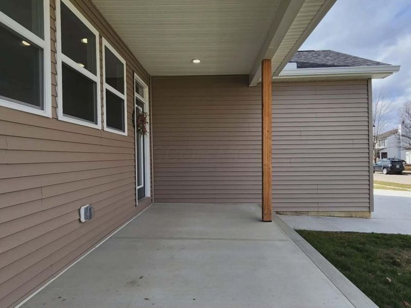 1583 Metcalfe Avenue, Obetz, OH 43207 Photo 3