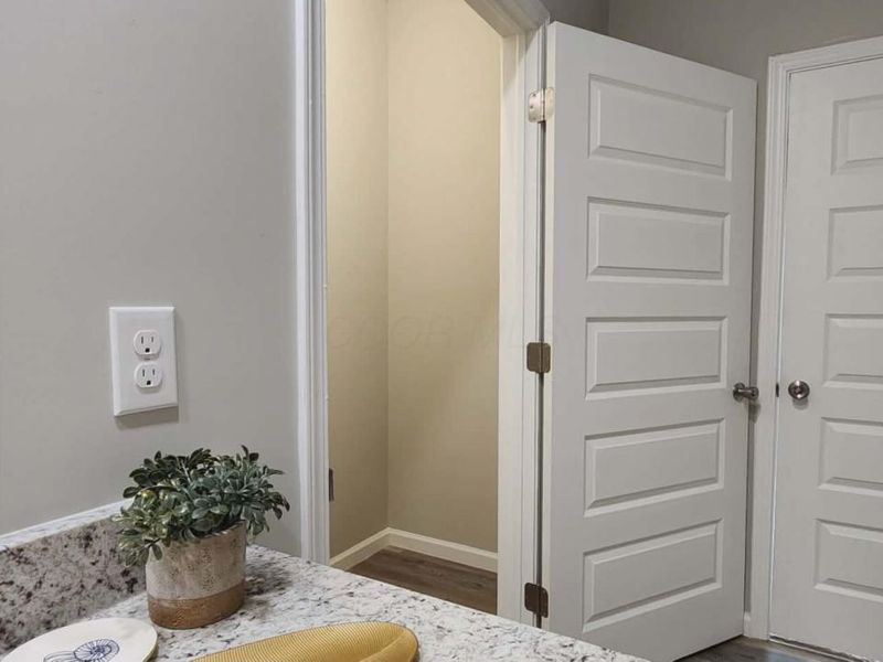 1583 Metcalfe Avenue, Obetz, OH 43207 Photo 30