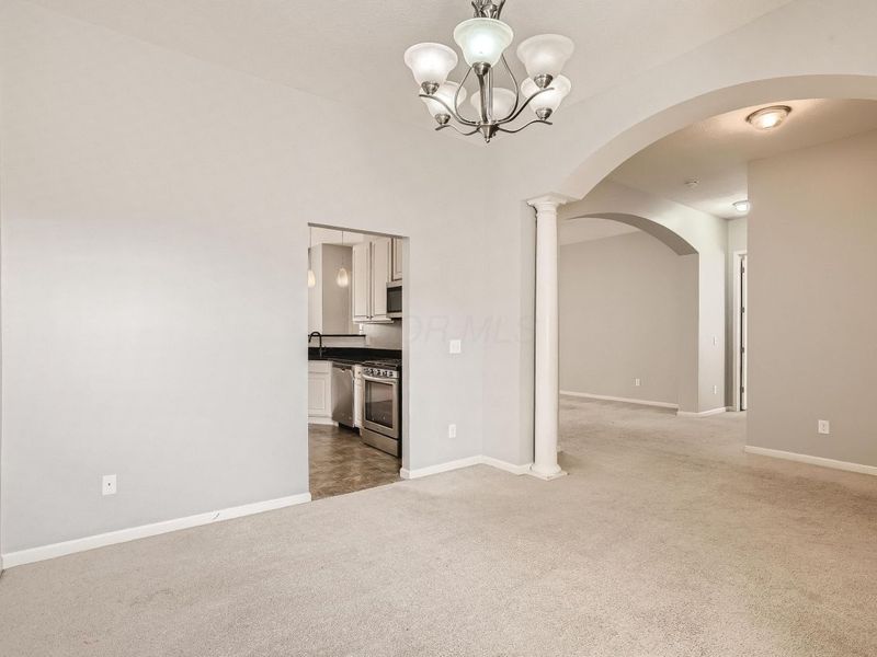 9136 Scenic View Circle, Columbus, OH 43240 Photo 6