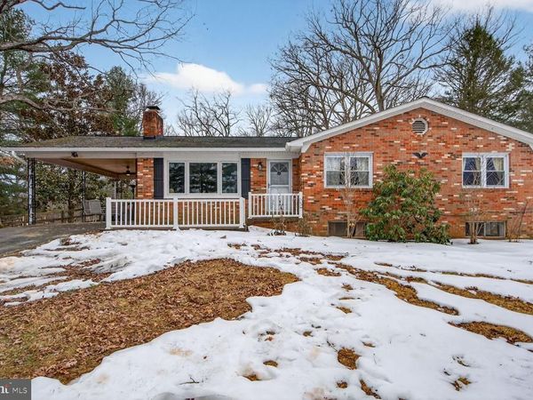 7406 KENNEDY ROAD, NOKESVILLE, VA 20181