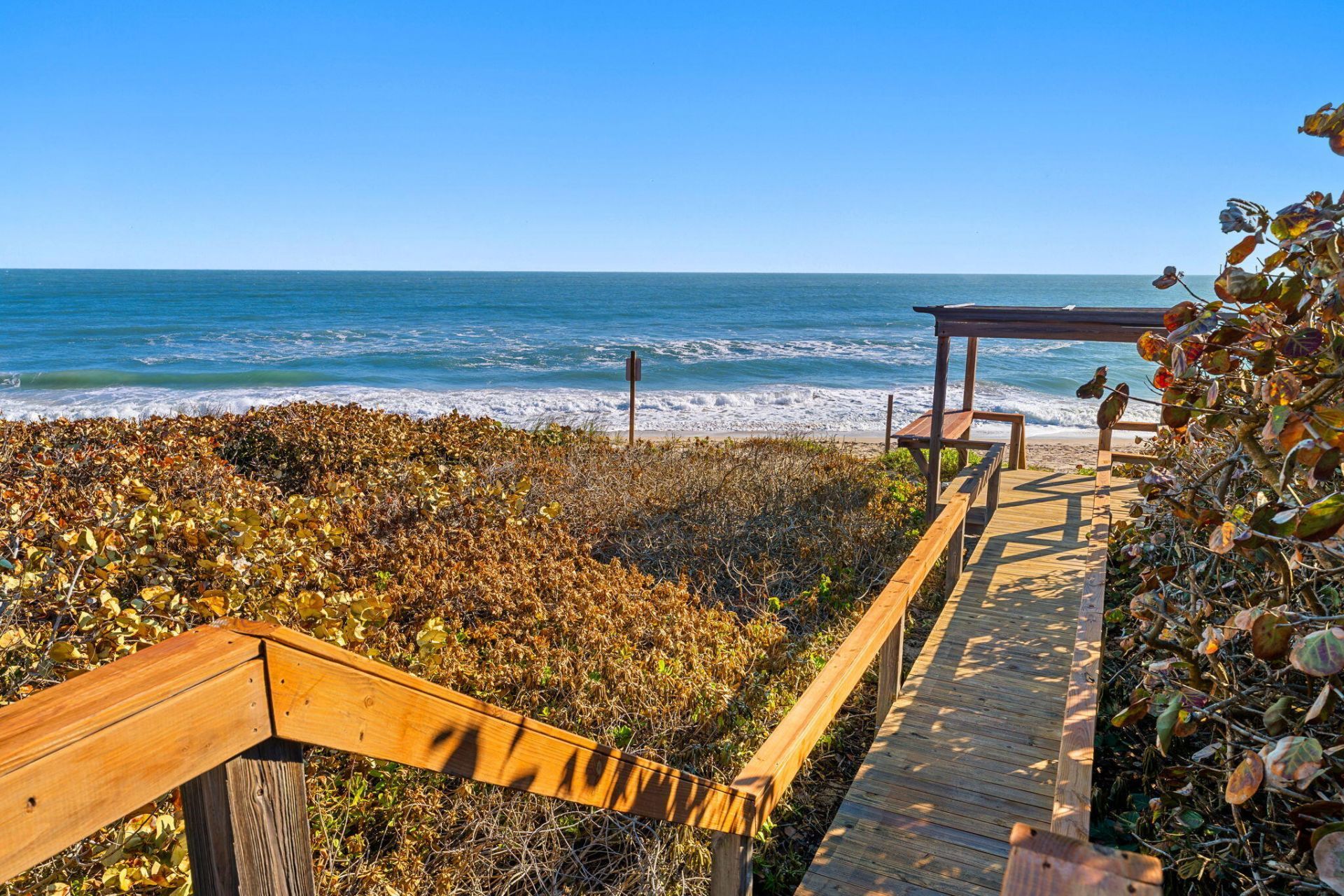 9085 S Highway A1a, Melbourne Beach, FL 32951 Photo