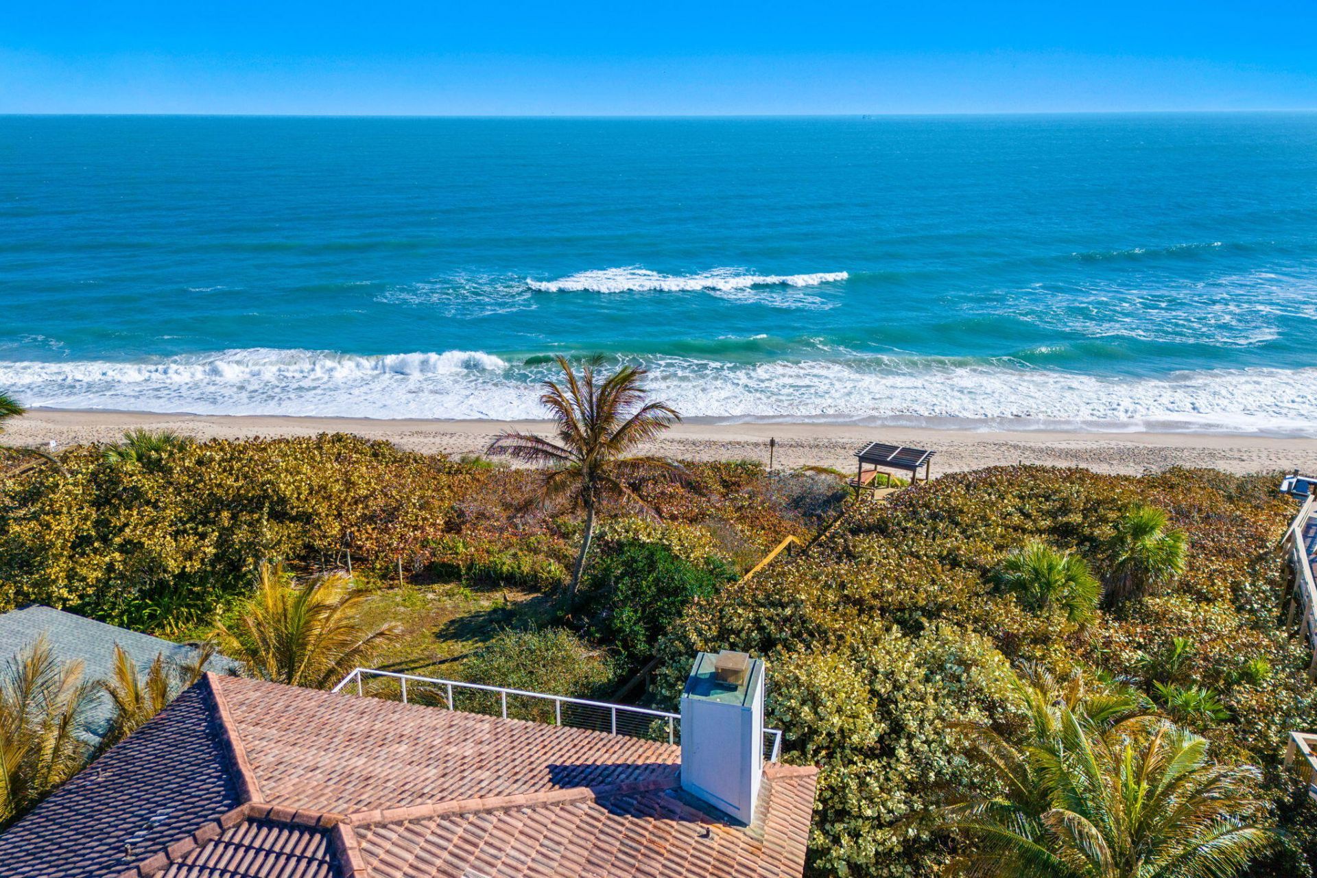 9085 S Highway A1a, Melbourne Beach, FL 32951 Photo